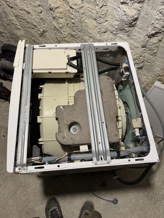 Пералня за резервни части Whirlpool FSCR 10431