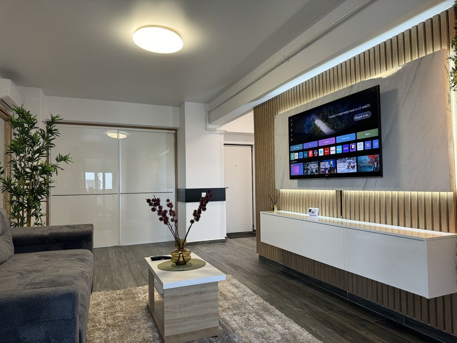 B Luxury Glam Apartments Cazare Regim Hotelier Central Adress