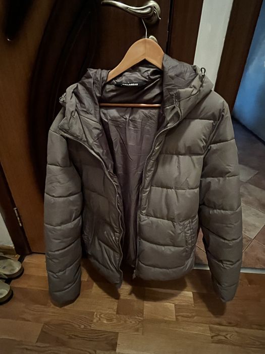 продам куртку осению