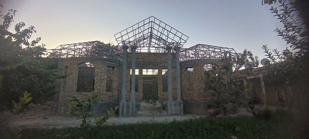 Do'stlar biz sizlar uchun xar xil turdagi tom naves