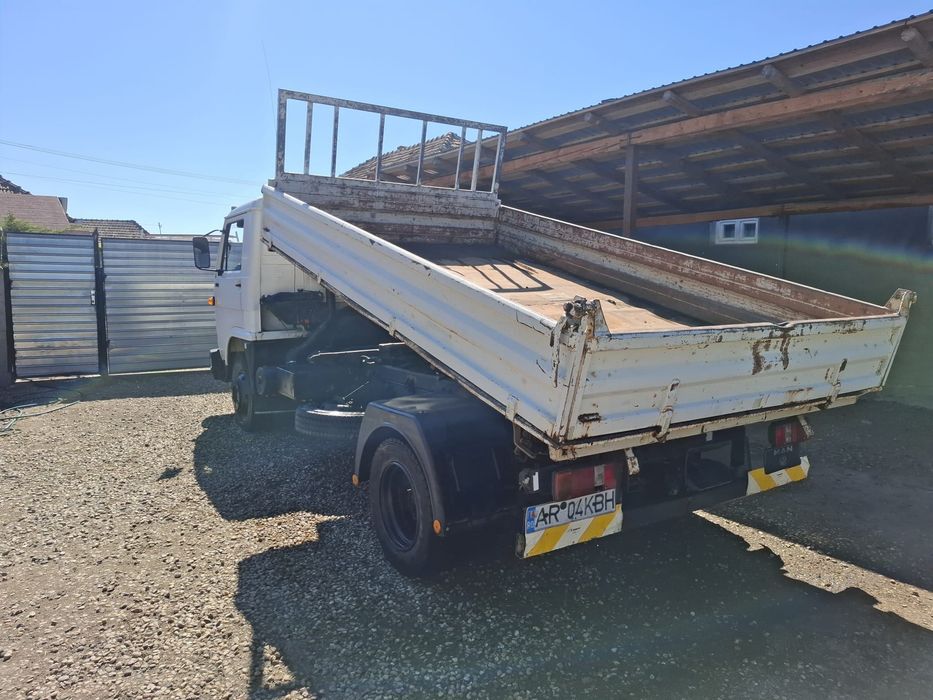 Camion MAN 8100 basculabil an 1990