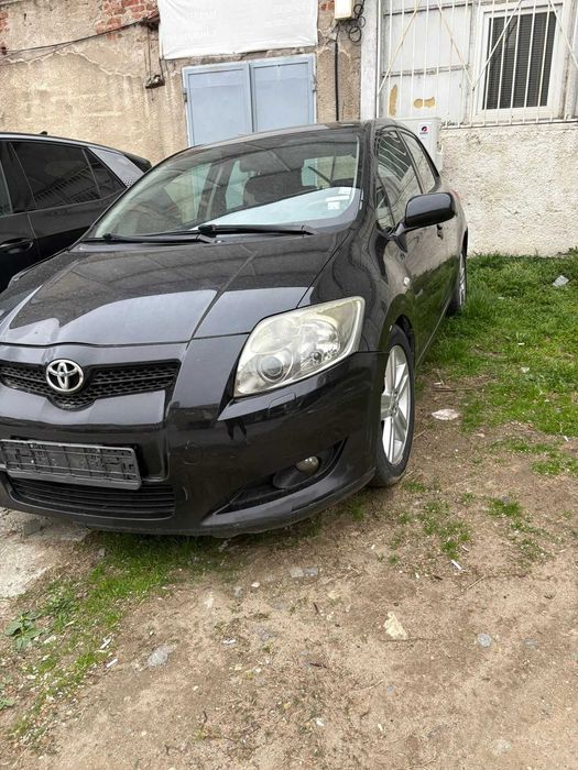 Тойоти аурис ,Toyota Auris на части