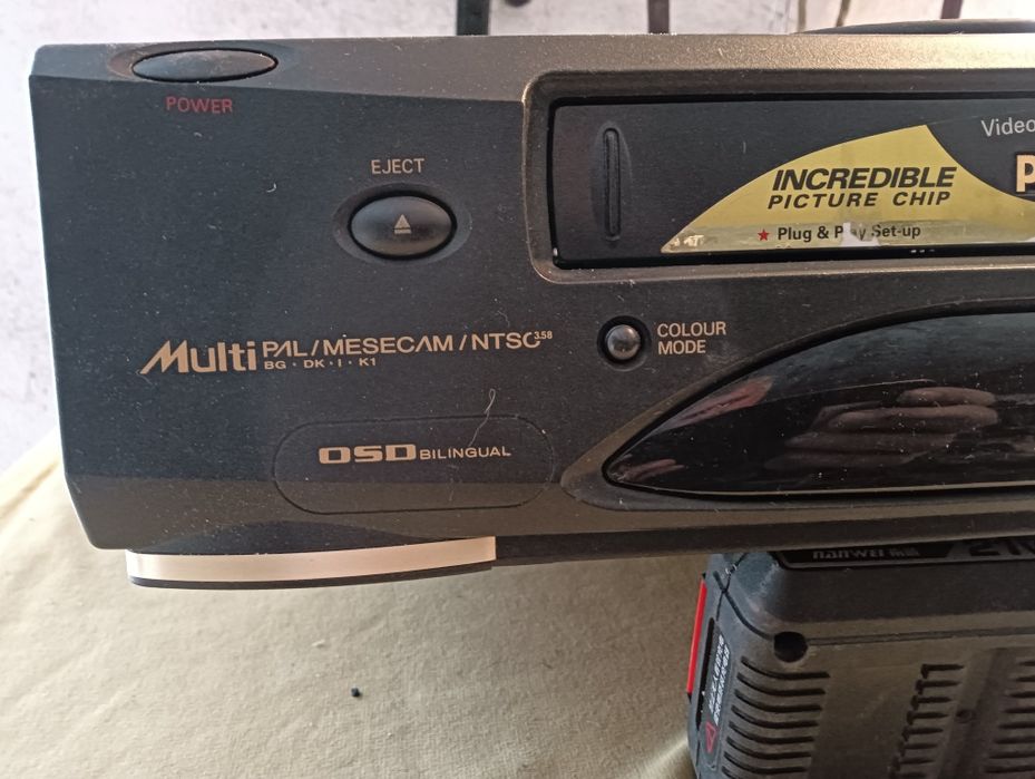 Продается видеомагнитофон 17500т