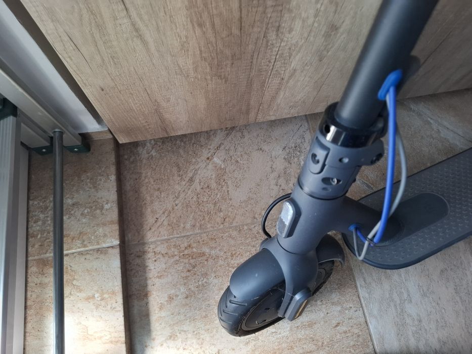 Trotineta ca nouă xiaomi scuter3 motor 300w