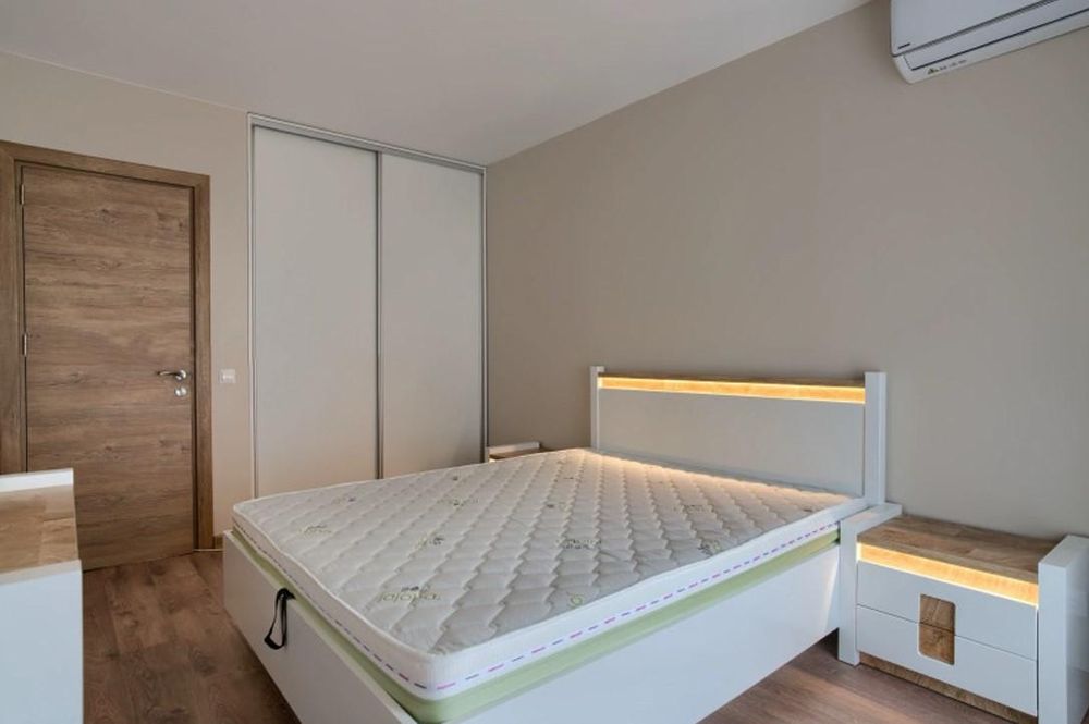 Дава се под наем Двустаен апартамент в София, Кръстова вада - 61 кв.м за 775 € - Снимка #3