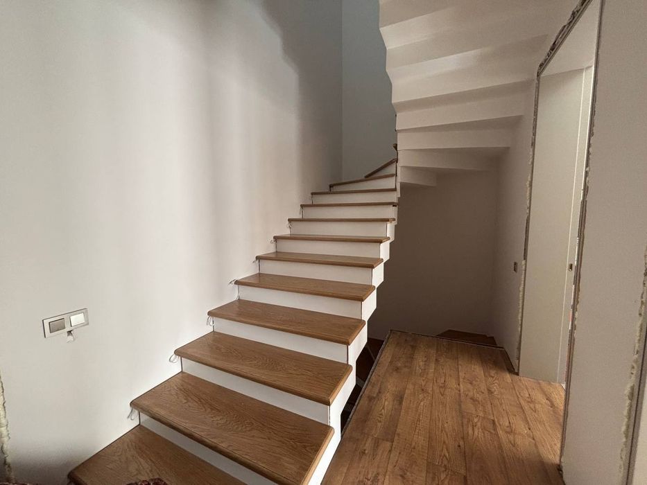 Срочна Сотилади Мехнат Замона рўпарси Кизгалдок махалла