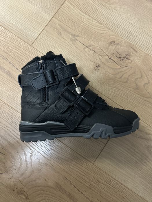 Мъжки  зимни  боти