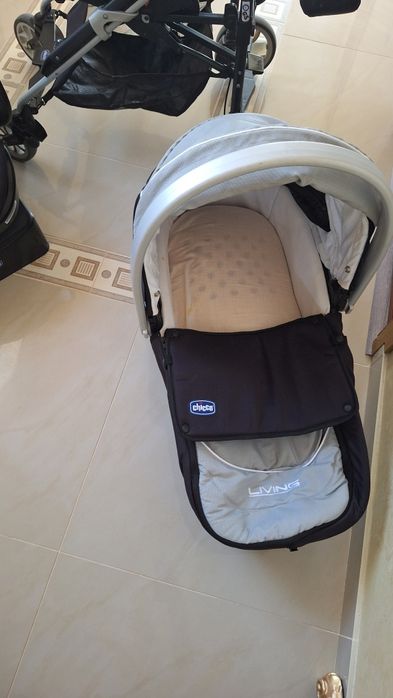 Vand carucior Chicco Trio living