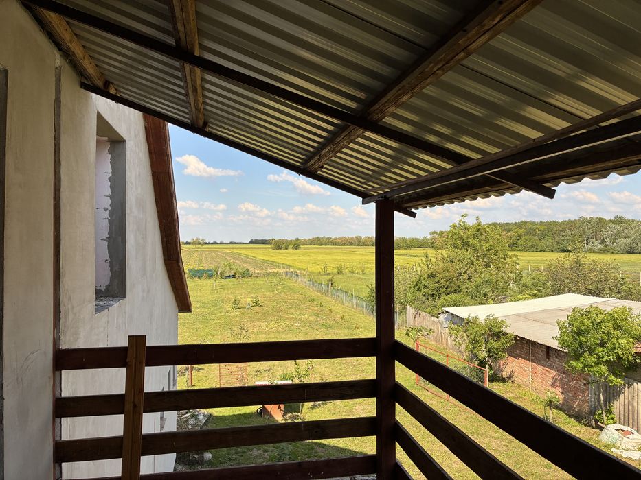 Casa in Batania cu etaj de 200 m patrati locuibili