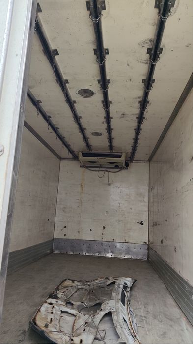 Iveco daily duba frigorifica cu carlige