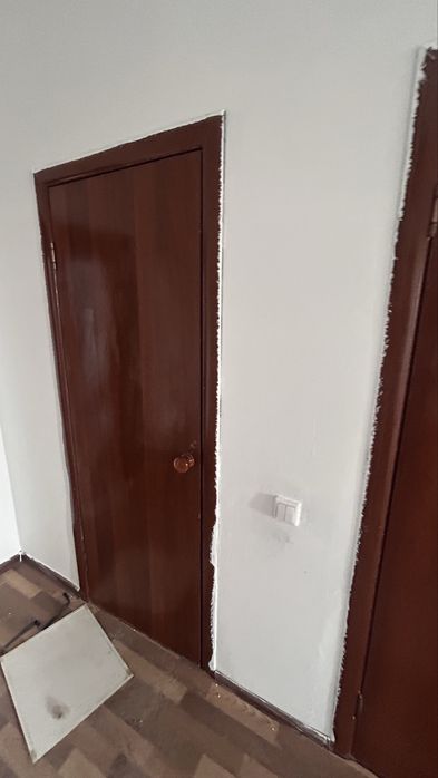 Продам двери 7шт очень дешево