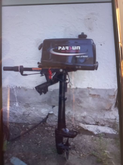 Продам лодку с моторам парсун 2