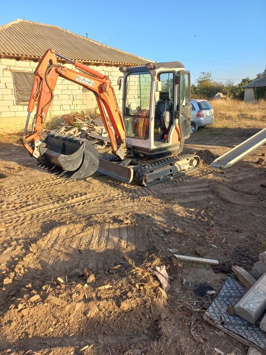 Sapaturi instalatii sanitare,fundatii,moloz, Bobcat, Foreza/Burghiu