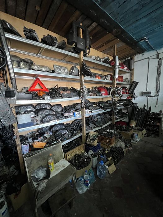 Щиток приборы на мерседес