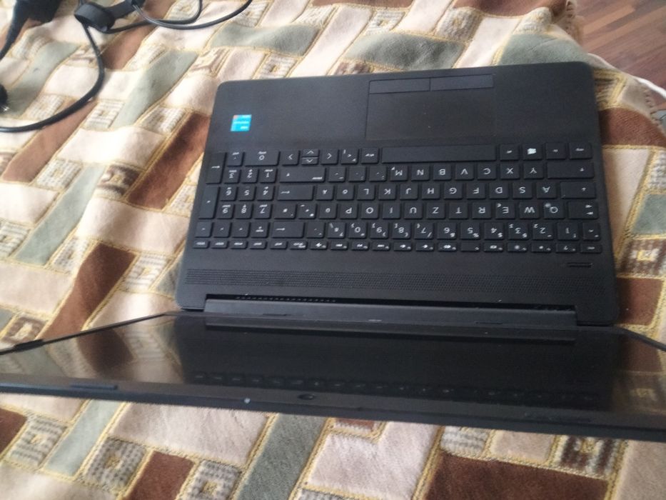 Laptop HP  Model RTL8821CE