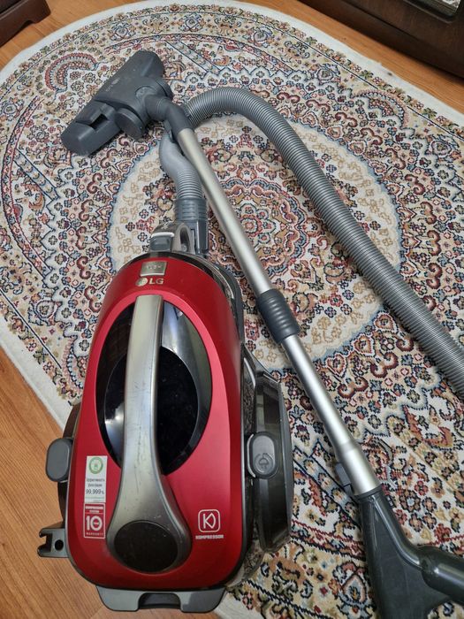 Пылесос LG kompressor