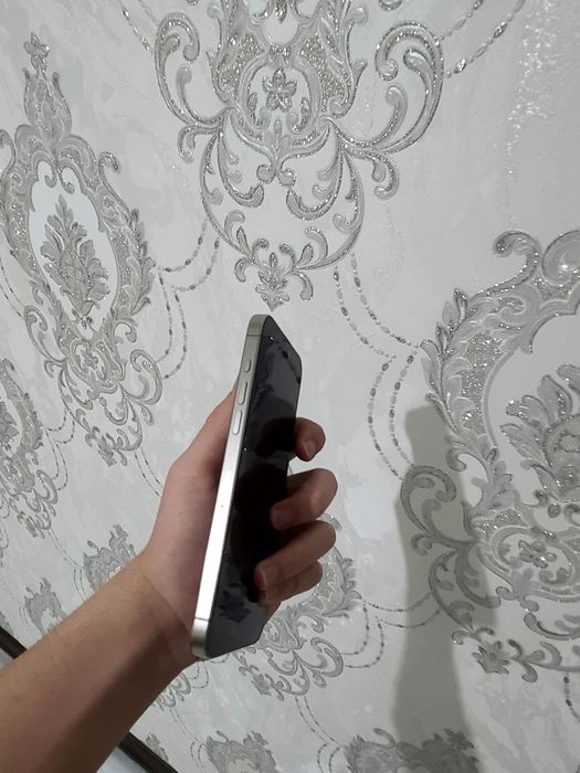 15 pro max
256 tali
Karobka yoq pasprt kopiya berladi
1 2 ta chaqasi b