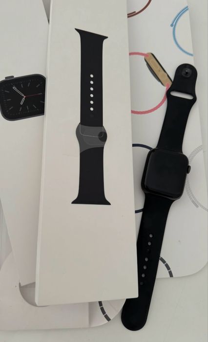 Apple watch 6 серия 44 мм