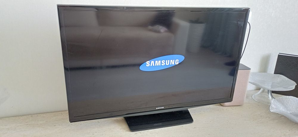 Жк телевизор Samsung