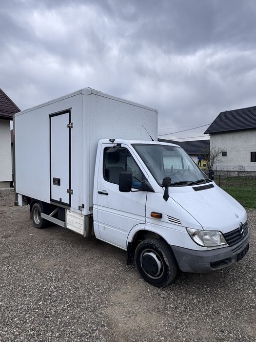 Vând Mercedes Sprinter 413