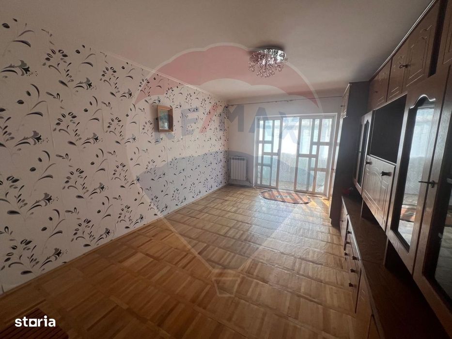 Apartament 4 camere b dul Garii