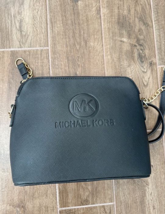 Geantă Neagră Crossbody - Model Jet Set