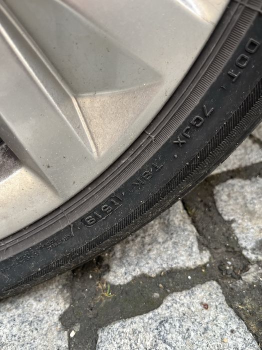 Vand 2 anvelope 2019 vara Bridgestone 245/40/R18