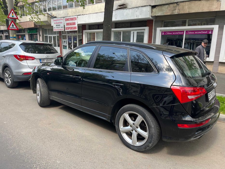 Audi Q5 din 2010, model S Line, varianta 2.0 TFSI BENZINA, 211 HP
