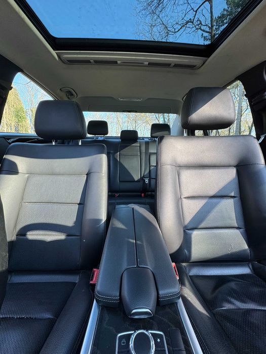 Mercedes-Benz E 220 2.1, CDI Октомври 2015, Седан