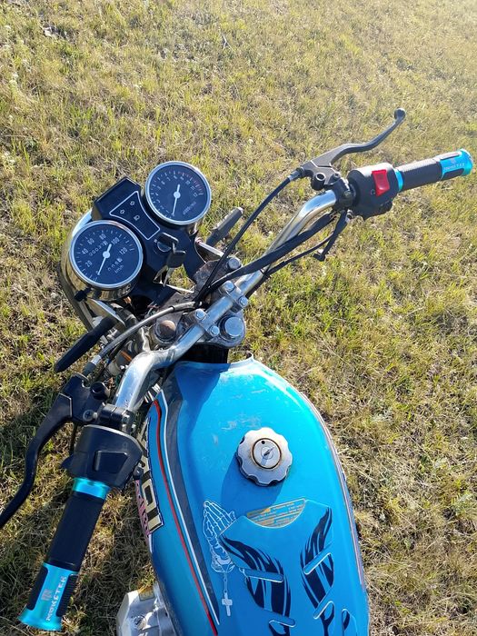 Продам мотоцикл yaki 150cc