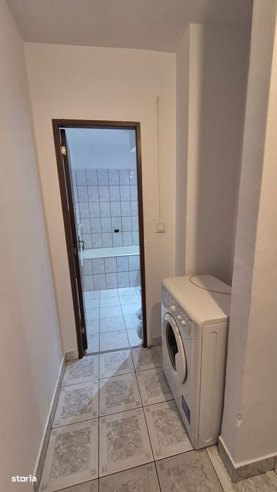 Bd. Bucuresti garsoniera de inchiriat etaj 2 mobilata si utilata