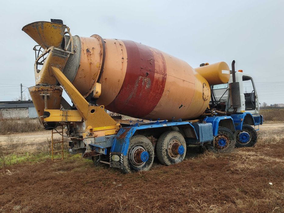 Dezmembrez Betoniera Astra