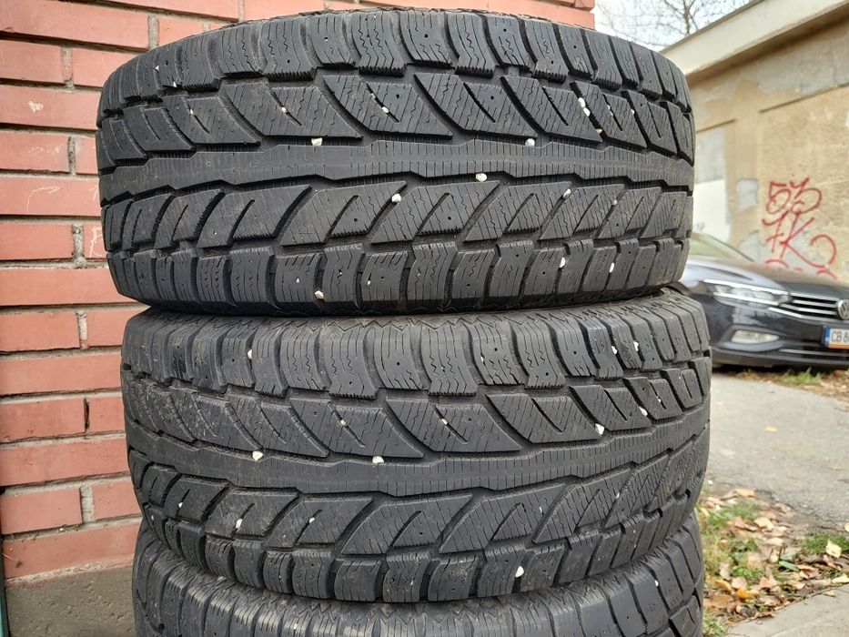 Продавам 4 зимни гуми 265/60/18 Cooper