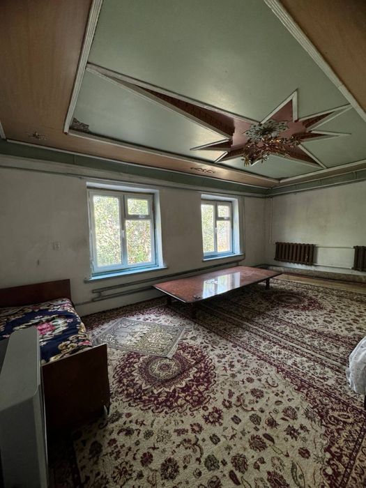 Uy sotiladi Bostonliq tumani