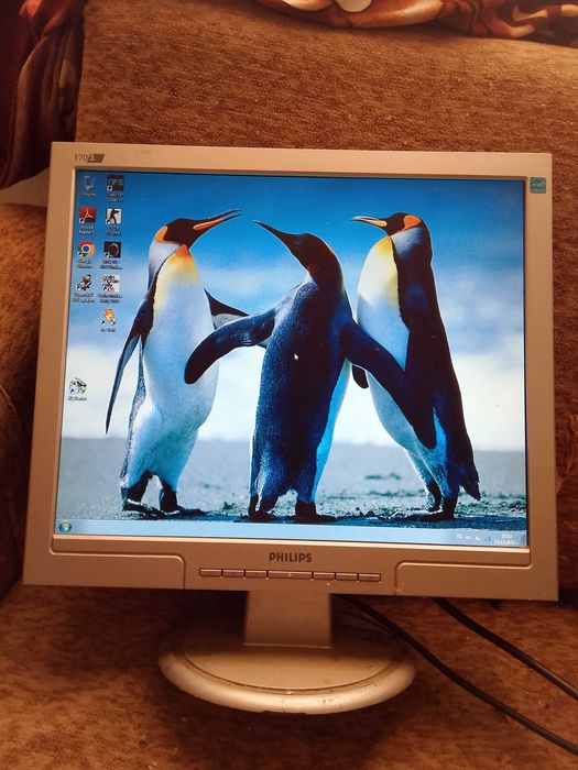 продавам  монитори