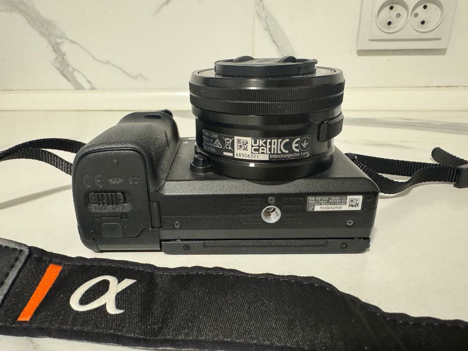 Sony Alpha ILCE-6400