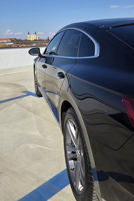 VW Arteon R-Line