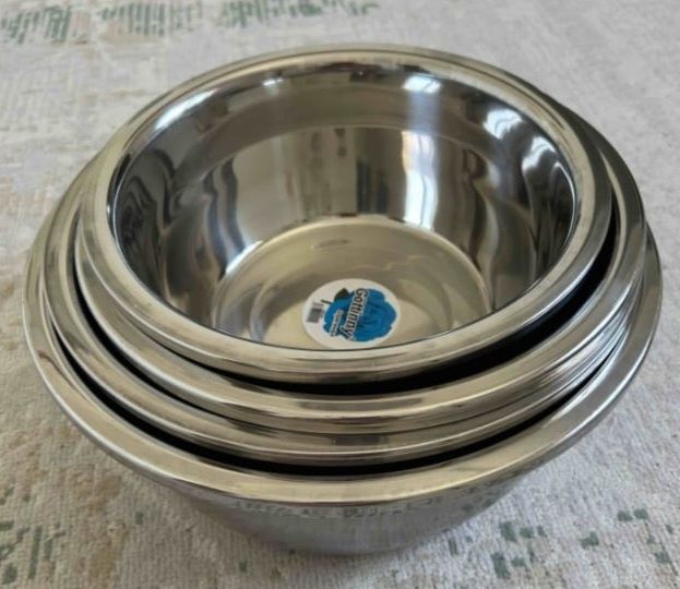 Продам набор мисок 4 в 1