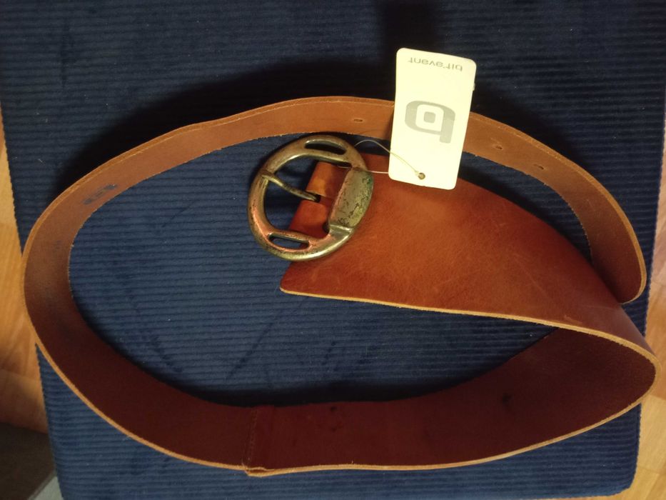 Дамски колани от естествена кожа