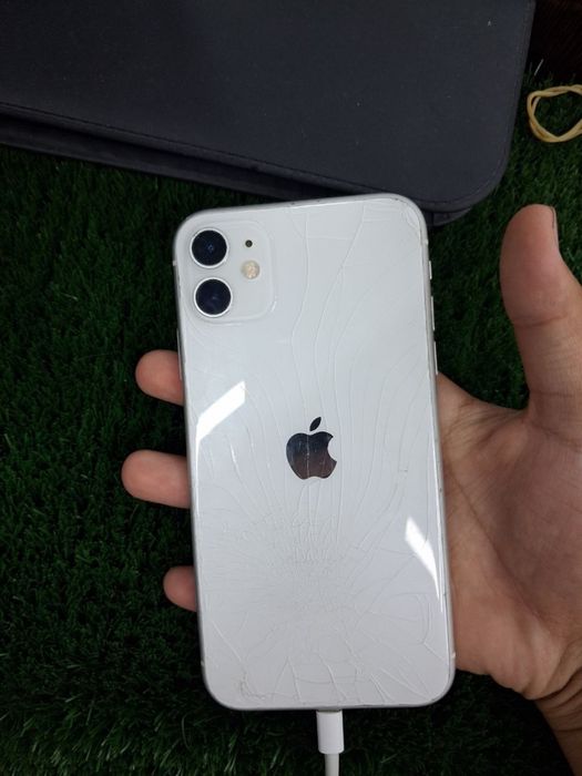 Iphone 11 white oq