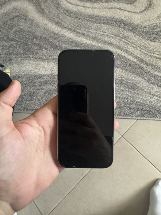 Iphone 16 pro 128gb 93% baterie
