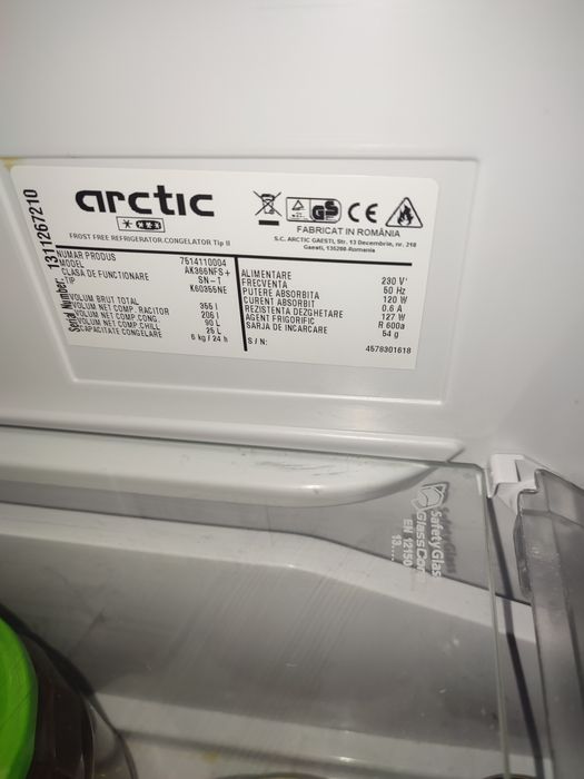Vând combina frigorifica Arctic total No frost