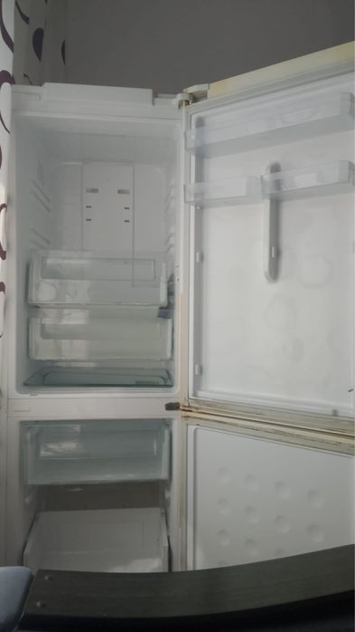 Продам холодильник