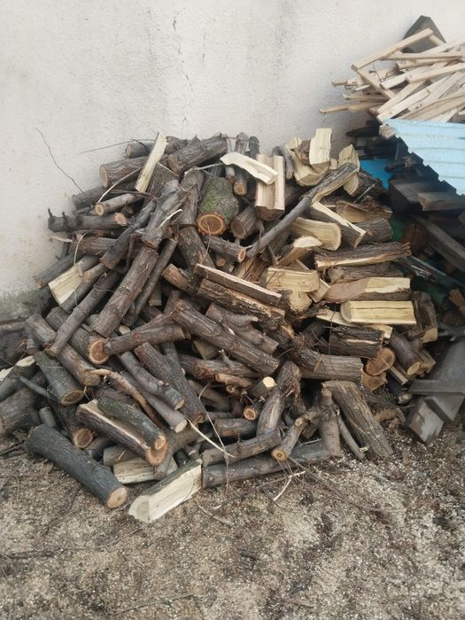 Готовые рубленыи дрова на шашлика