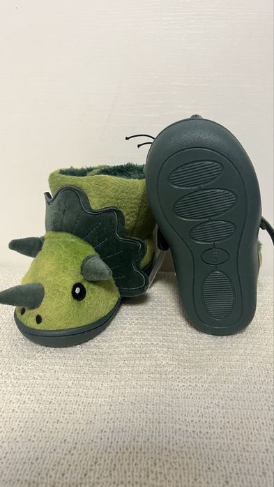 Зимни Нови пантофи 12-13 см