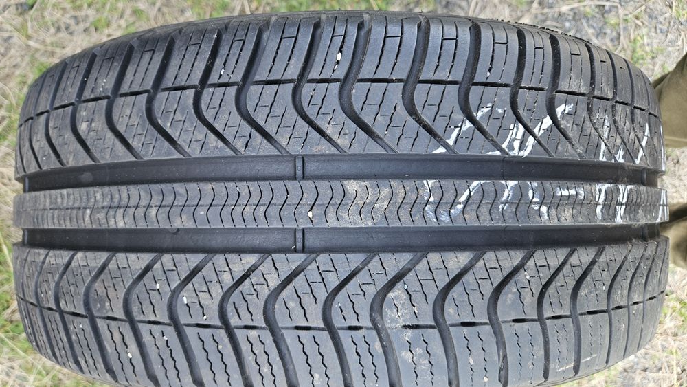 2бр гуми 225 45 17 дот 20 пирели pirelli