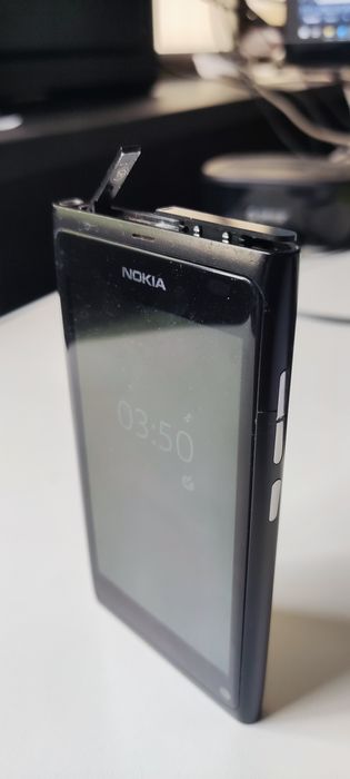 Раритетный оригинальный NOKIA N9