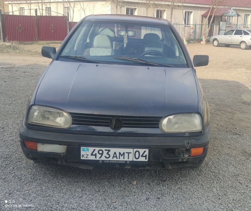 Продам срочно машину
