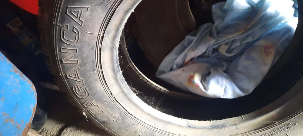 Продам зимнию резину