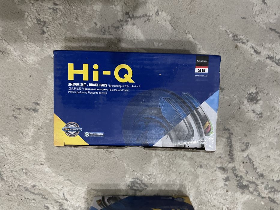 Продаю передние и задние тормозные колодки на хундай солярис